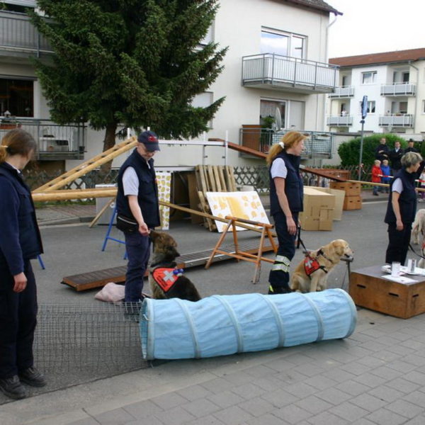 Feier 75 Jahre Freiwillige Feuerwehr Nieder-Erlenbach