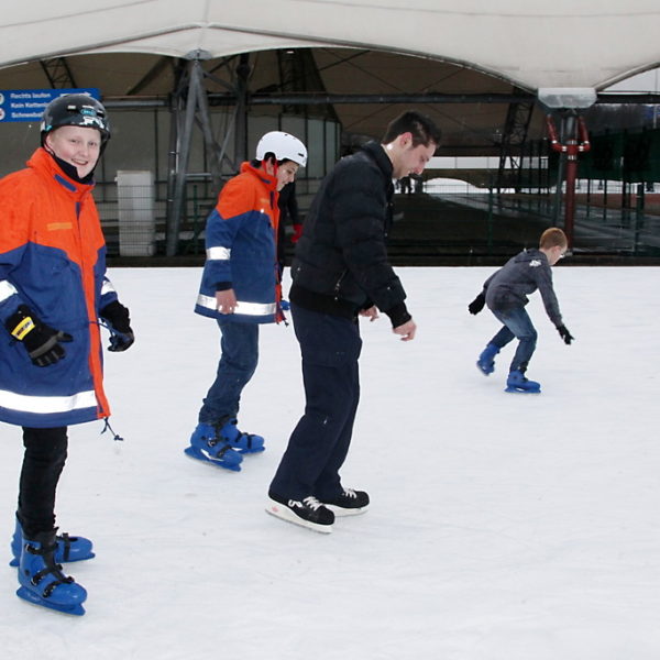 Eislaufen Jugendfeuerwehr 2012