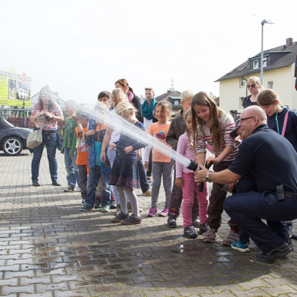 grundschule_bei_der_feuerwehr_007.jpg