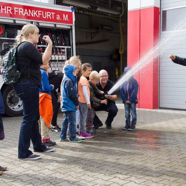 grundschule_bei_der_feuerwehr_011.jpg