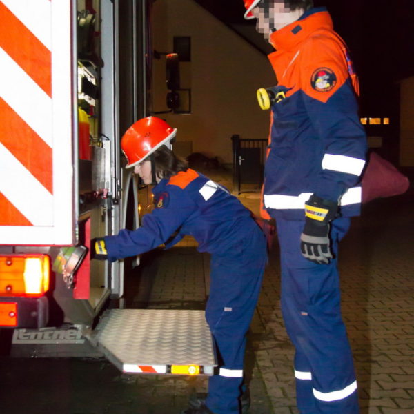 Übung Jugendfeuerwehr 22.12.2015