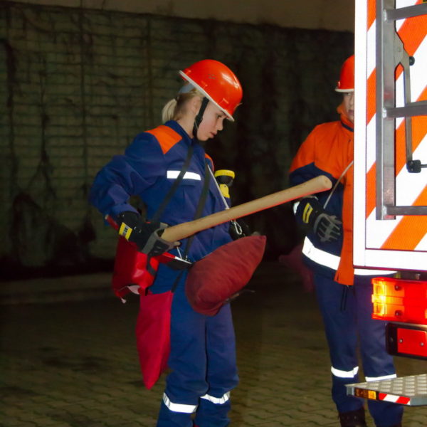 Übung Jugendfeuerwehr 22.12.2015