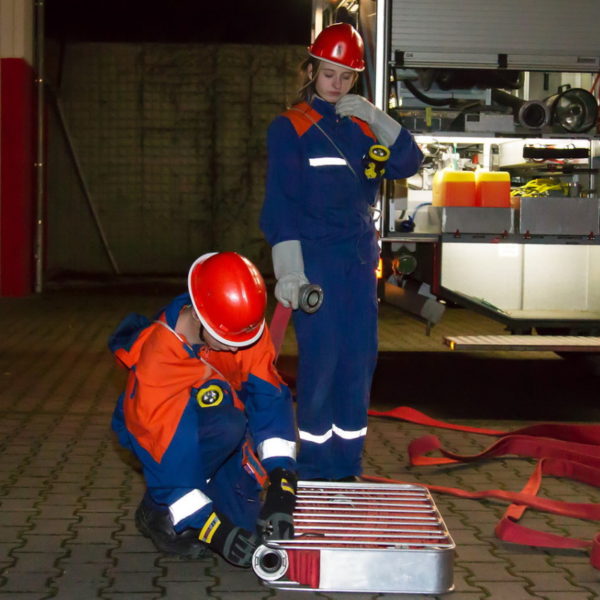 Übung Jugendfeuerwehr 22.12.2015