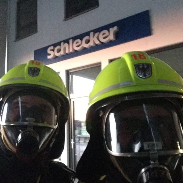 Übung im Brandübungshaus des FRTC