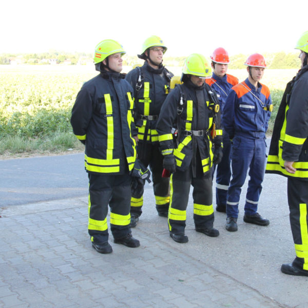 Gemeinsame Übung der Jugendfeuerwehr mit der Einsatzabteilung 21.06.2018