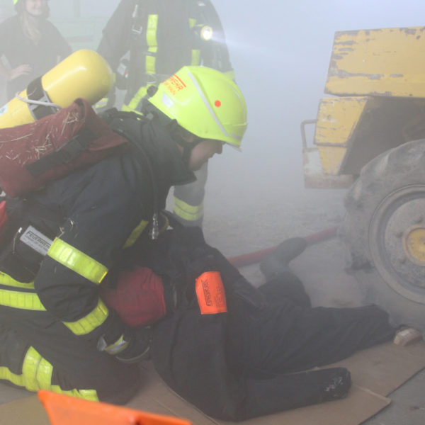 Gemeinsame Übung der Jugendfeuerwehr mit der Einsatzabteilung 21.06.2018