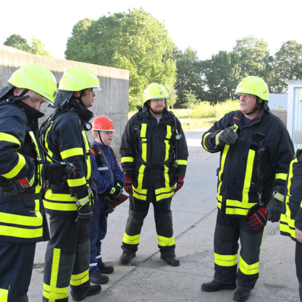 Gemeinsame Übung der Jugendfeuerwehr mit der Einsatzabteilung 21.06.2018