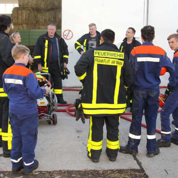 Gemeinsame Übung der Jugendfeuerwehr mit der Einsatzabteilung 21.06.2018