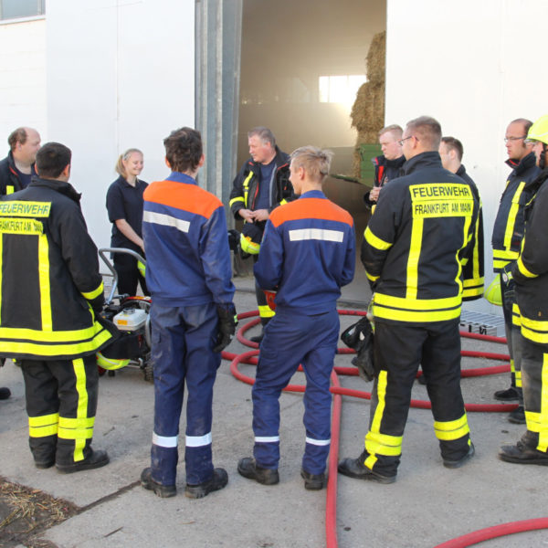 Gemeinsame Übung der Jugendfeuerwehr mit der Einsatzabteilung 21.06.2018